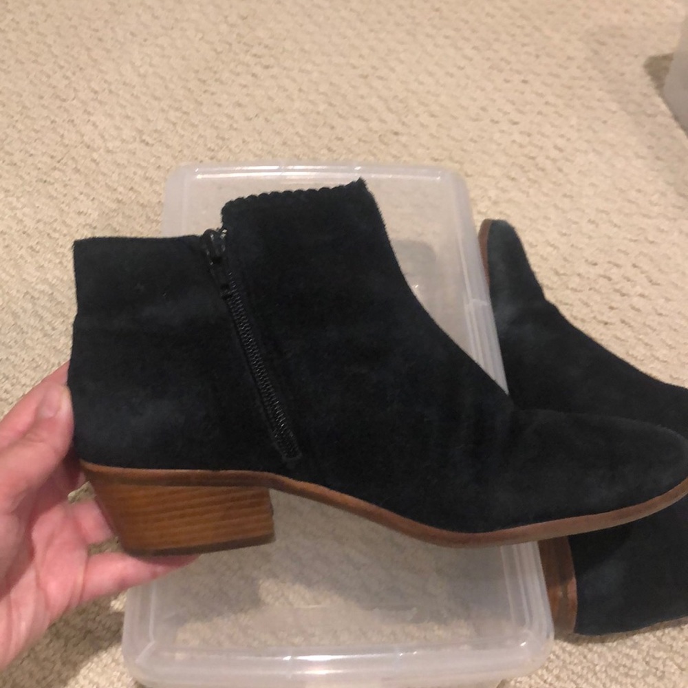 Jack Rogers - image 3